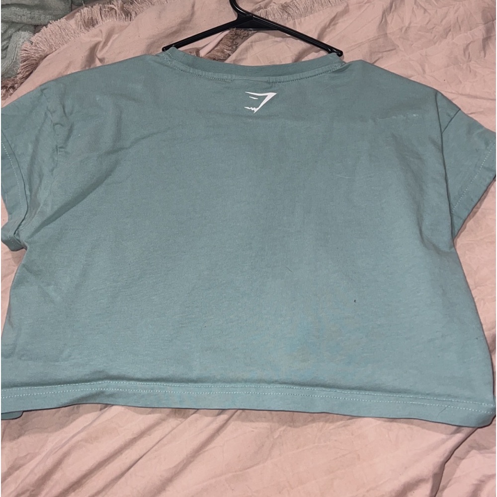 CROPPED GYMSHARK TEE